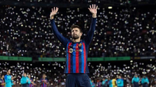 足球预测-皮克含泪告别诺坎普：生于斯，死于斯，这绝不是永别