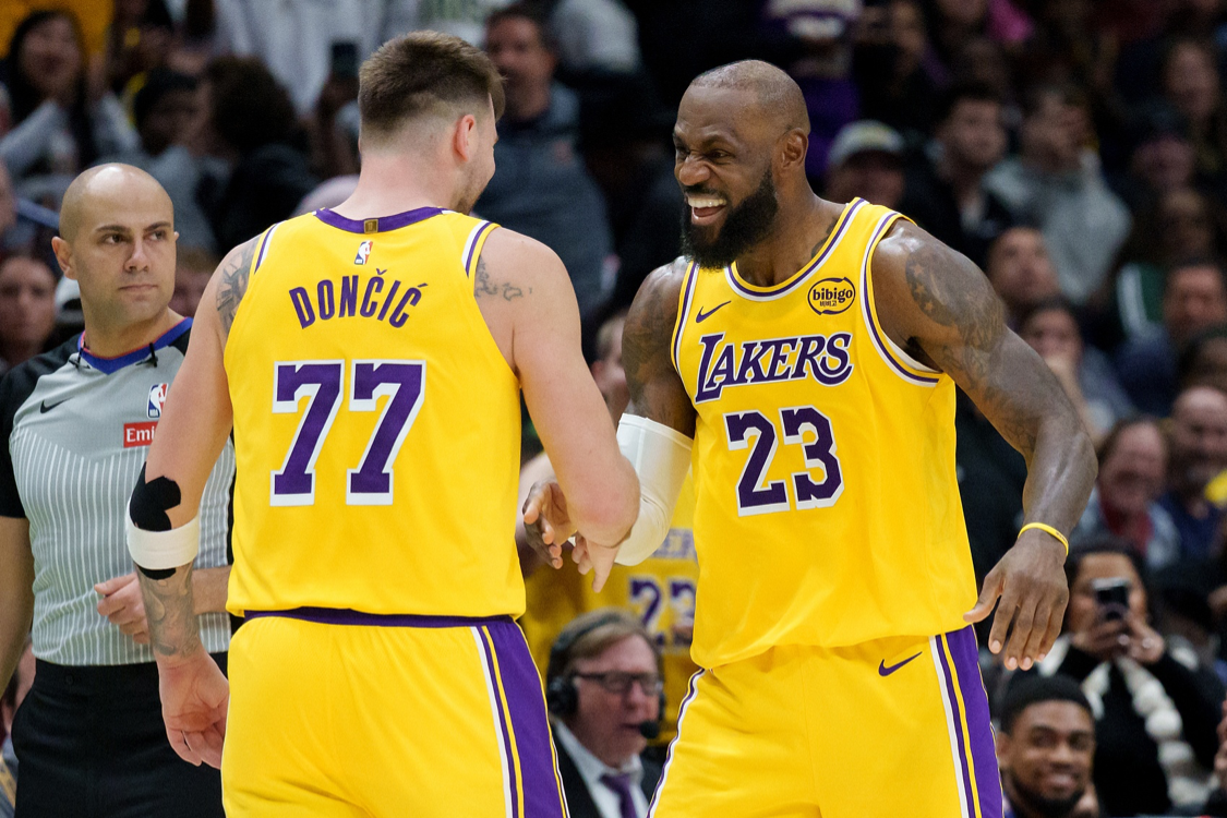 足球比分-东契奇致敬偶像：能够成为詹姆斯职业生涯的一部分！太不可思议！