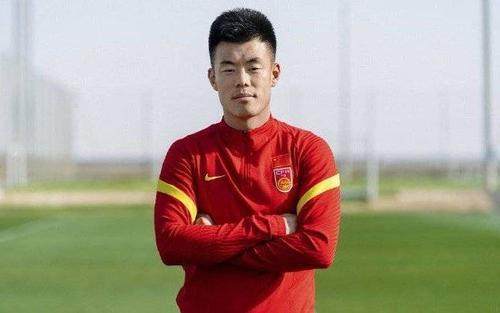 篮球比分-官方：亚泰前锋谭龙接到征调函 赴迪拜参加40强赛